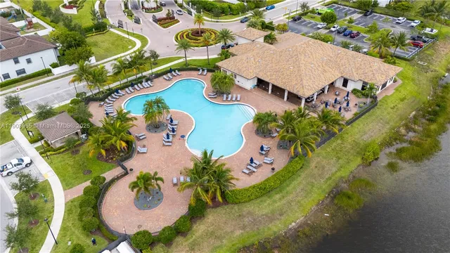 $469,000 | 9214 West 33rd Lane, Hialeah, FL 33018