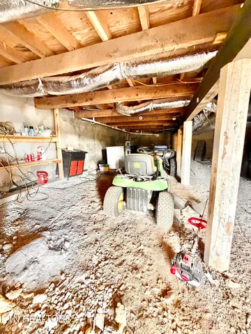 $189,900 | 303 Robertson Lane, Speedwell, TN 37870