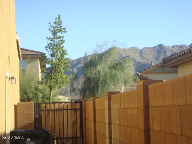 2630 East Gillcrest Road Gilbert, AZ 85298 - Photo 10 of 32