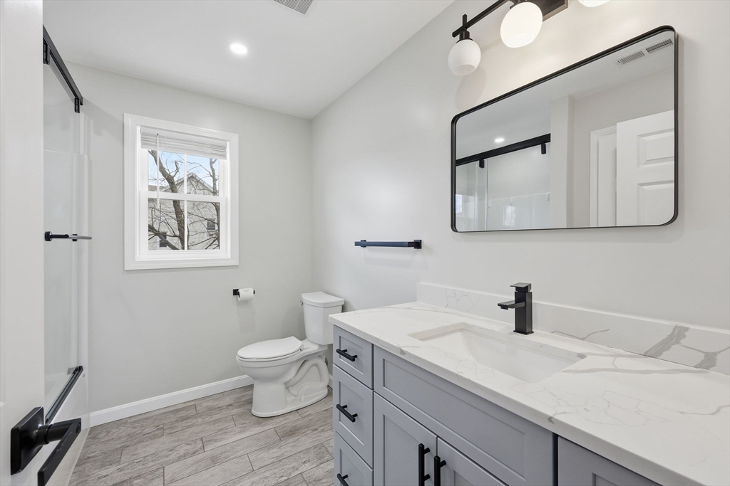 14 Crane Street, Unit 14 Springfield, MA 01104 - Photo 15 of 20