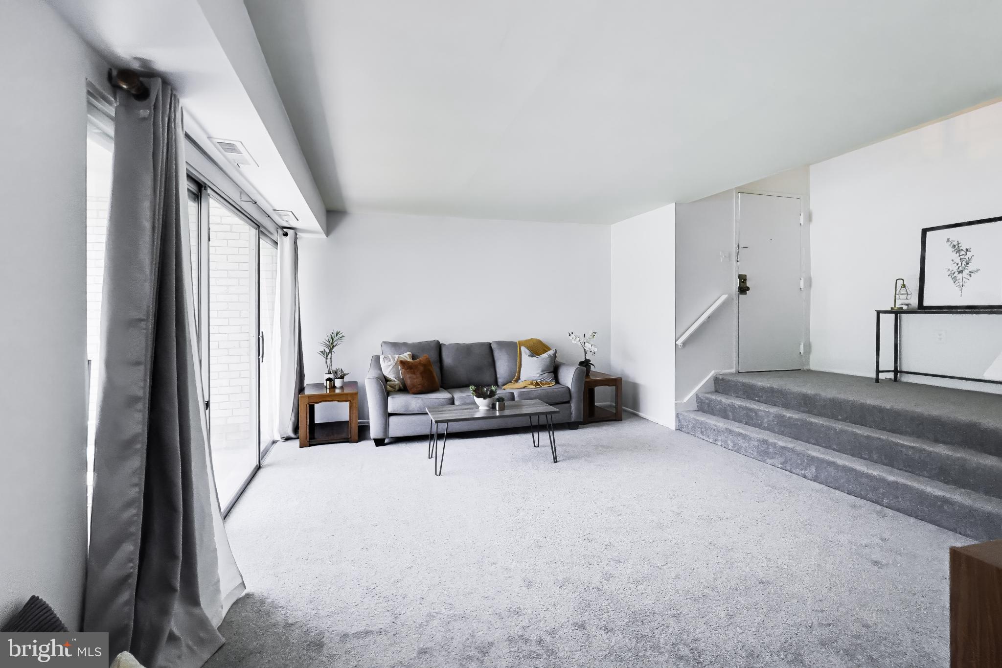 14424 Parkvale Road, Unit 2 Rockville, MD 20853 - Photo 5 of 19 Open concept