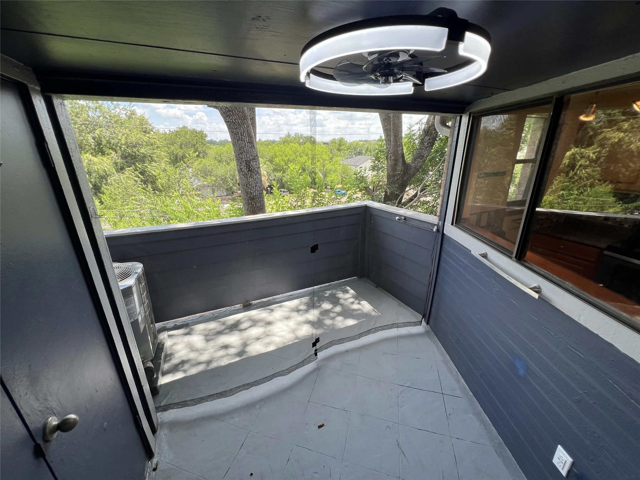 2500 Burleson Road, Unit 622 Austin, TX 78741 - Photo 6 of 17 Enjoy the outdoor views from this private, covered balcony.
