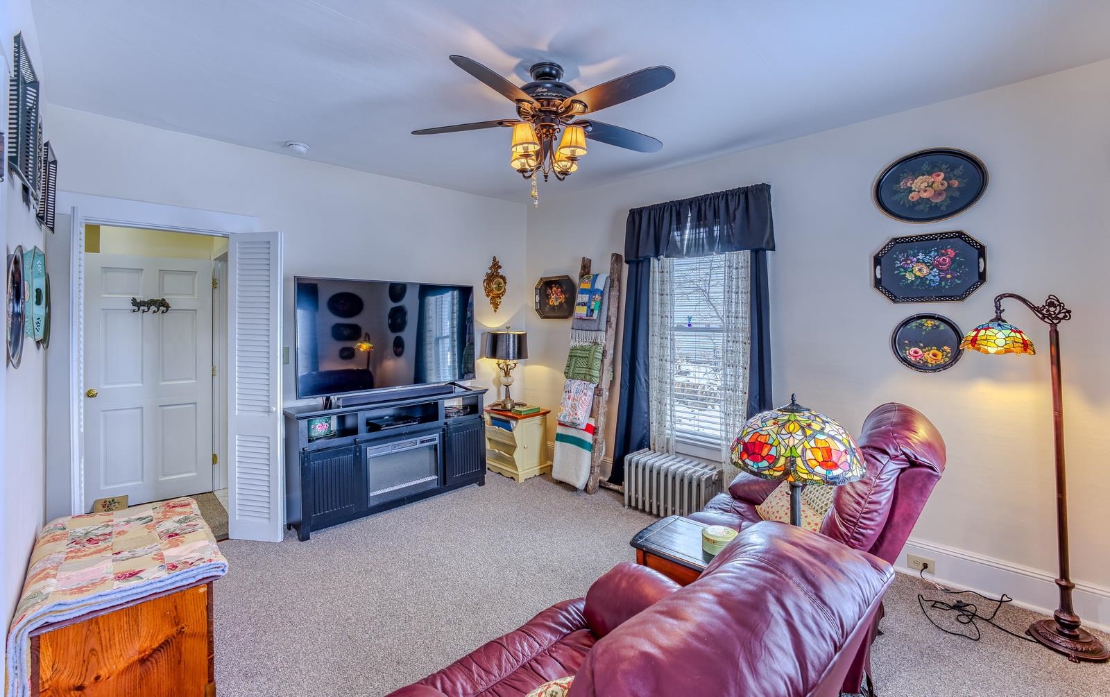 33 Hillview Terrace Littleton, NH 03561 - Photo 12 of 60