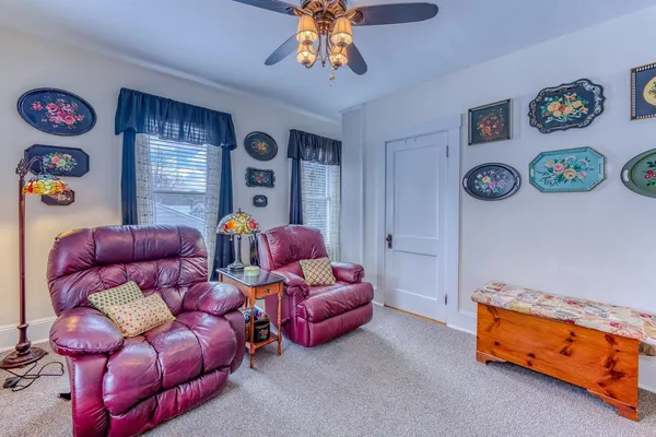 $499,900 | 33 Hillview Terrace, Littleton, NH 03561