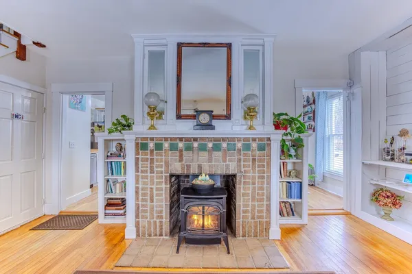 $499,900 | 33 Hillview Terrace, Littleton, NH 03561