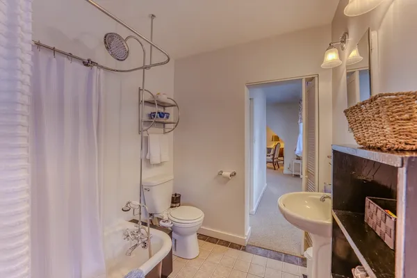 $499,900 | 33 Hillview Terrace, Littleton, NH 03561