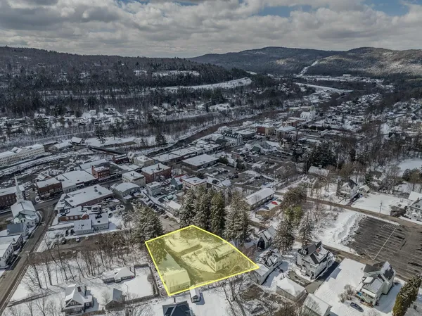 $499,900 | 33 Hillview Terrace, Littleton, NH 03561