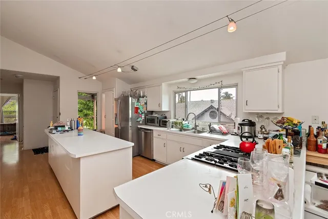 $2,695,000 | 241 Horizon Avenue, Venice, CA 90291