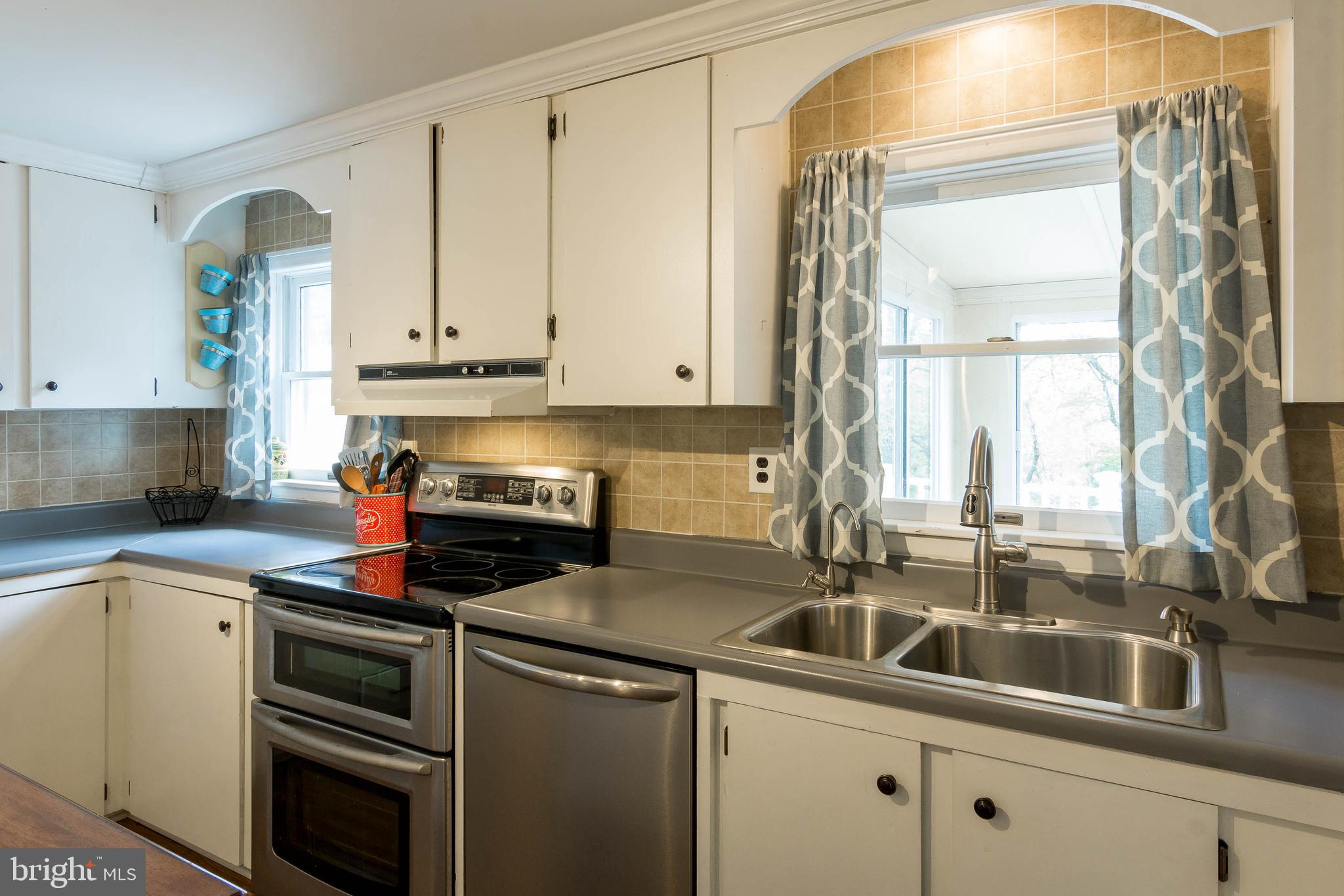 1505 Hughes Shop Road Westminster, MD 21158 - Photo 27 of 54 Spacious Updated Kitchen View 4