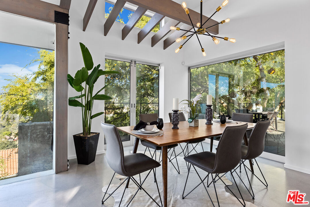 7312 Caverna Drive Los Angeles, CA 90068 - Photo 19 of 53