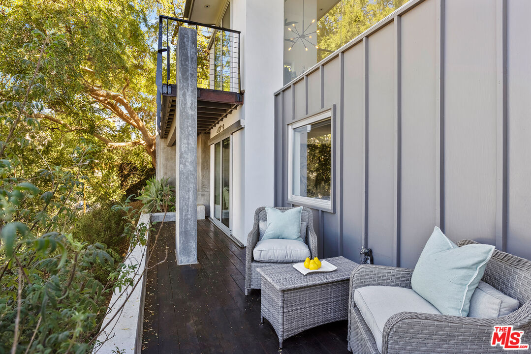 7312 Caverna Drive Los Angeles, CA 90068 - Photo 45 of 53