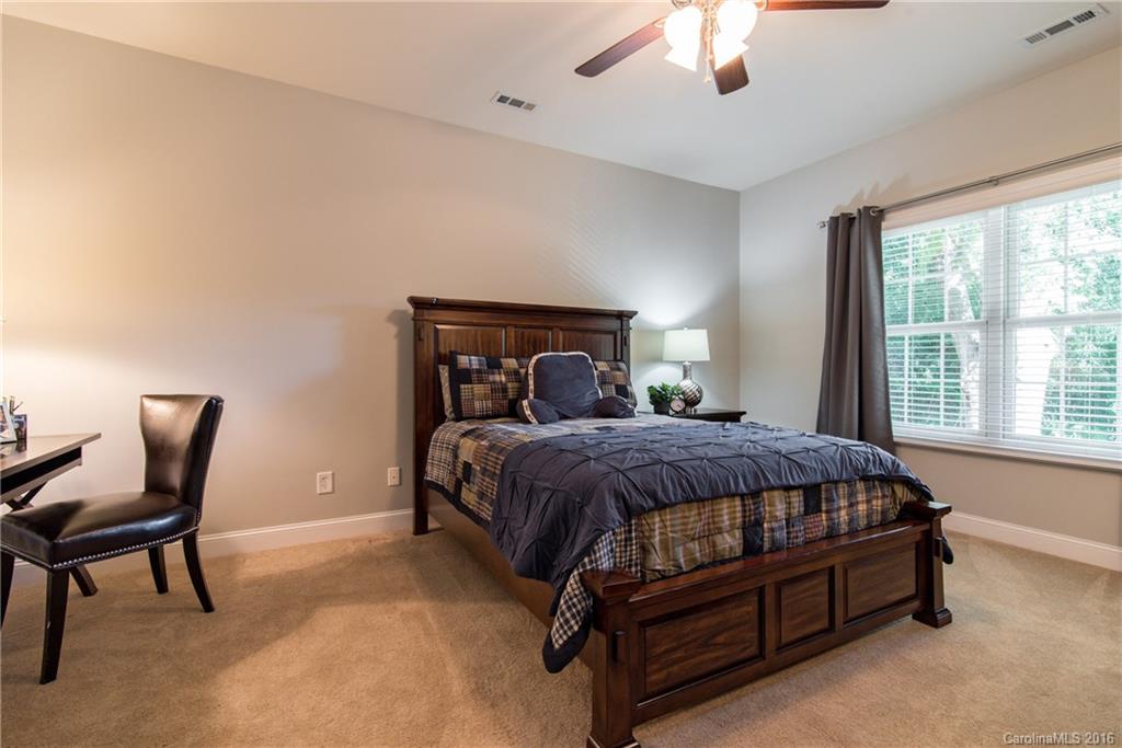 111 Renwick Road, Unit 111 Charlotte, NC 28211 - Photo 14 of 22 Gallery Image 14