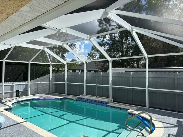 $2,400 | 2805 14th Street West, Lehigh Acres, FL 33971