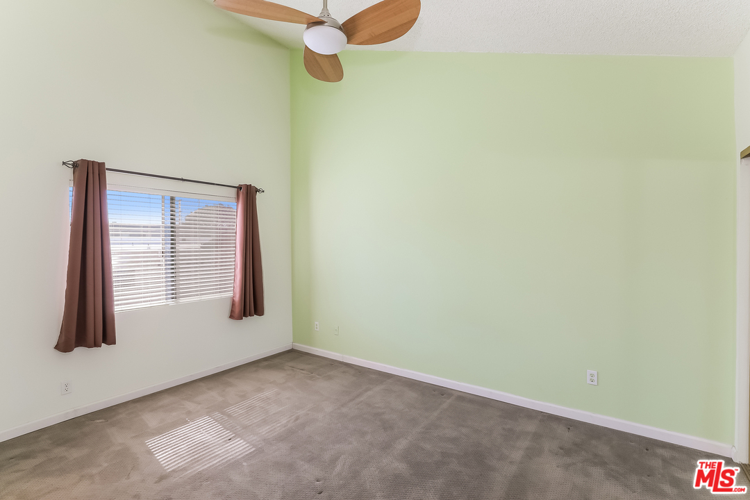 1701 Scott Road, Unit 111 Burbank, CA 91504 - Photo 14 of 24