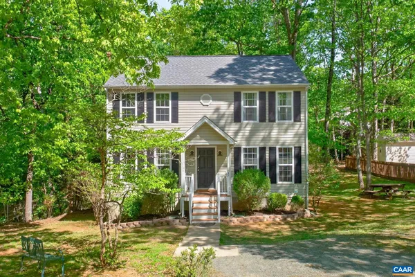 $360,000 | 27 Marwood Drive, Palmyra, VA 22963