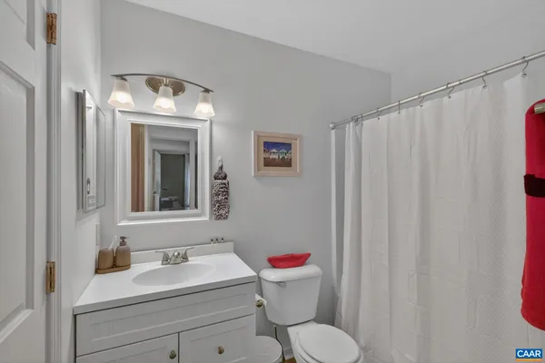 $360,000 | 27 Marwood Drive, Palmyra, VA 22963