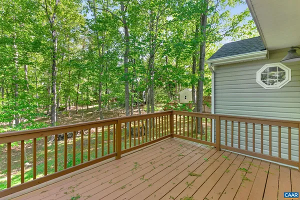 $360,000 | 27 Marwood Drive, Palmyra, VA 22963