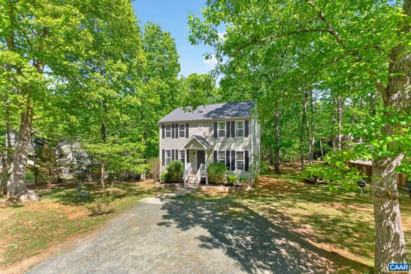 $360,000 | 27 Marwood Drive, Palmyra, VA 22963