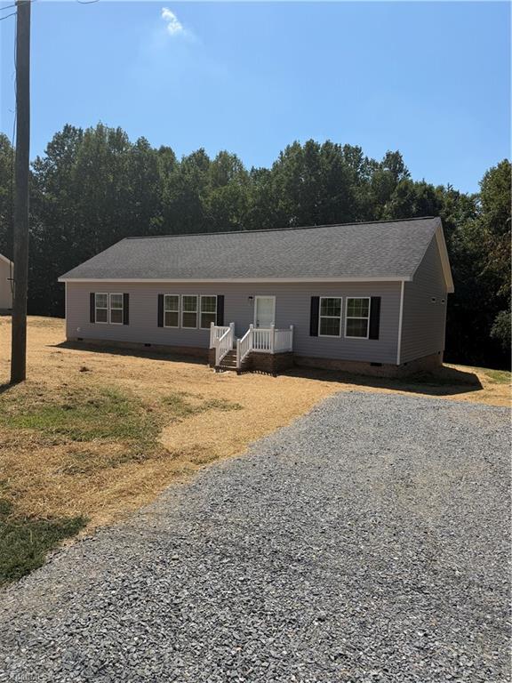 5103 Center Road Jonesville, NC 28642 - Photo 1 of 21 Gallery Image 1