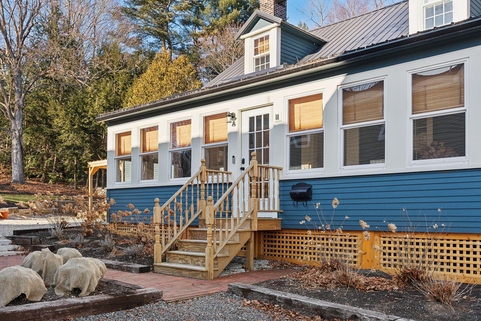 11 Spring Street Hallowell, ME 04347 - Photo 2 of 59 3_DSC01712