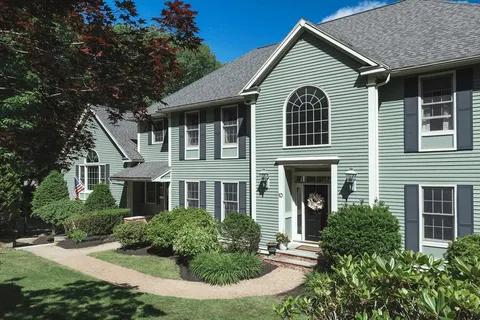 $1,590,000 | 10 Bayns Hill Road, Boxford, MA 01921