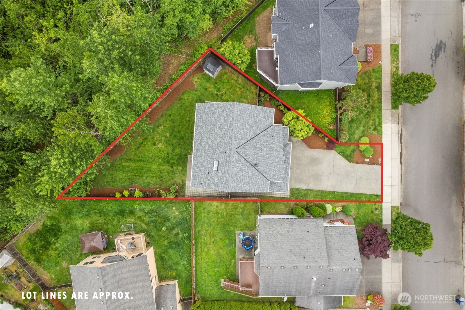 15325 Sunset Road Bothell, WA 98012 - Photo 36 of 40 an aerial view of a house