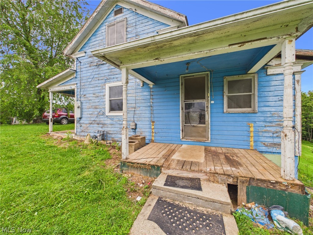 1086 Pleasant Ridge Road Sistersville, WV 26175 - Photo 2 of 40