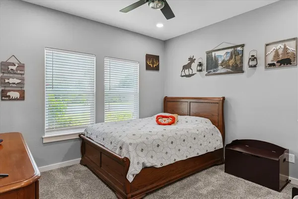 $299,500 | 393 East Pennsylvania Avenue, Van, TX 75790