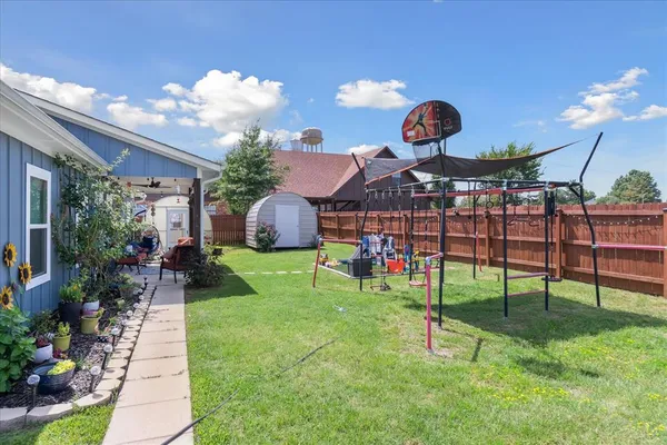 $299,500 | 393 East Pennsylvania Avenue, Van, TX 75790