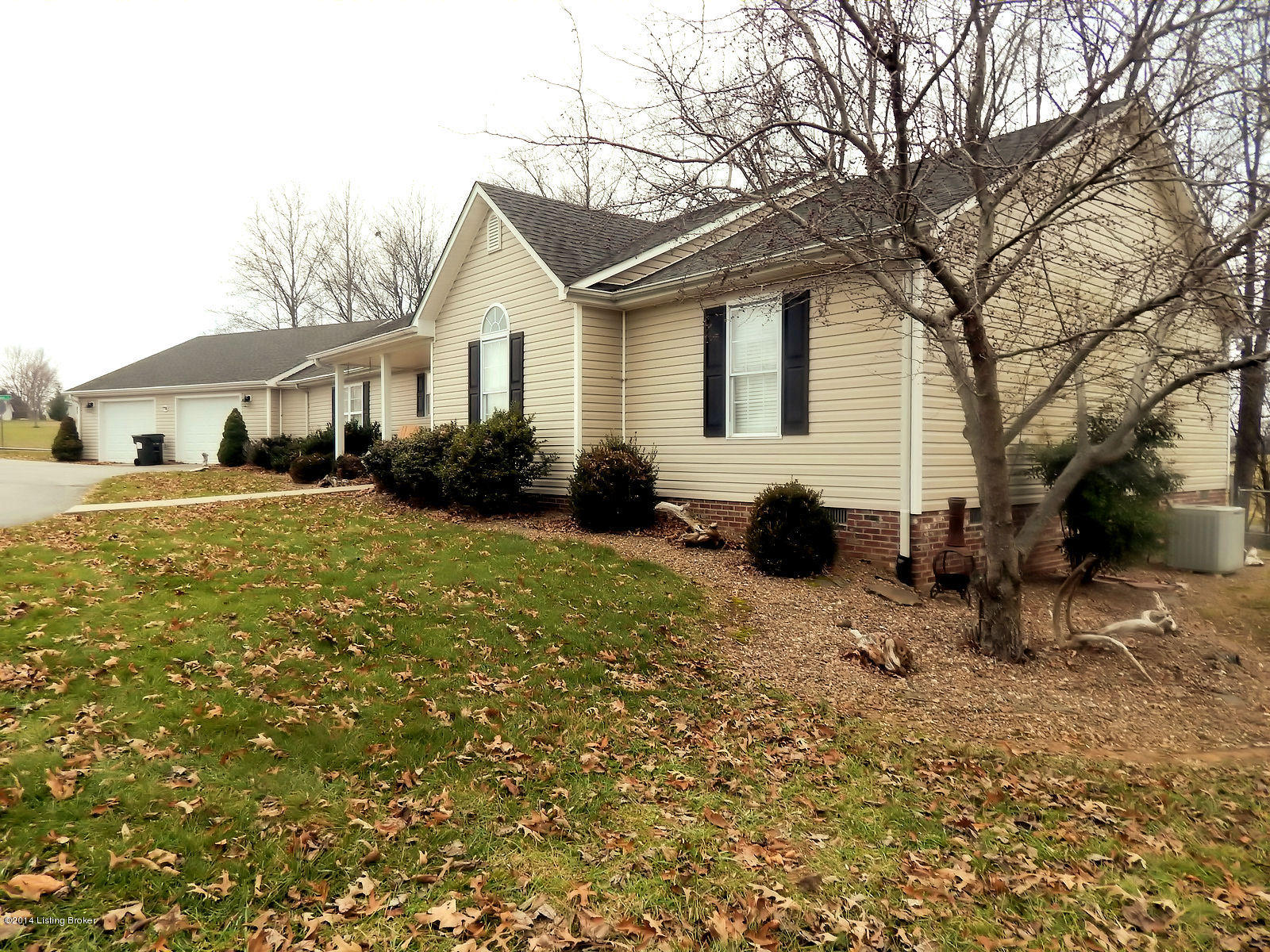 775 Denham Road Smiths Grove, KY 42171 - Photo 5 of 34 775 Denham Rd 21