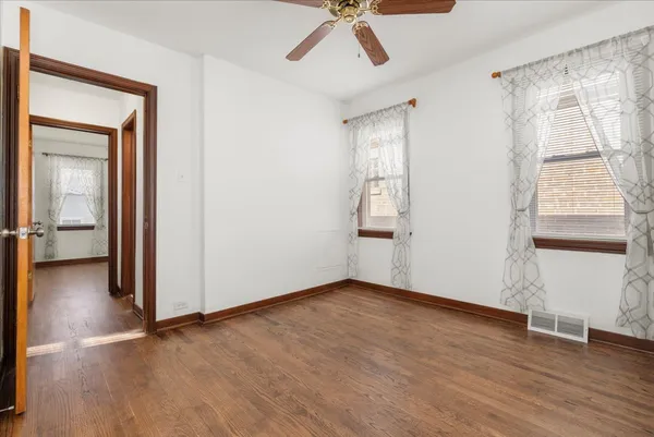 $389,900 | 5152 South Lawler Avenue, Chicago, IL 60638