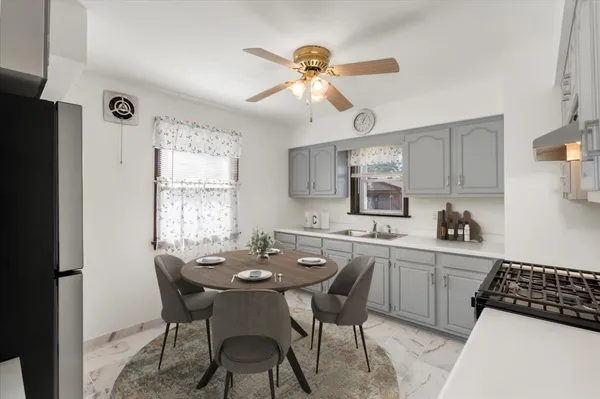 $389,900 | 5152 South Lawler Avenue, Chicago, IL 60638