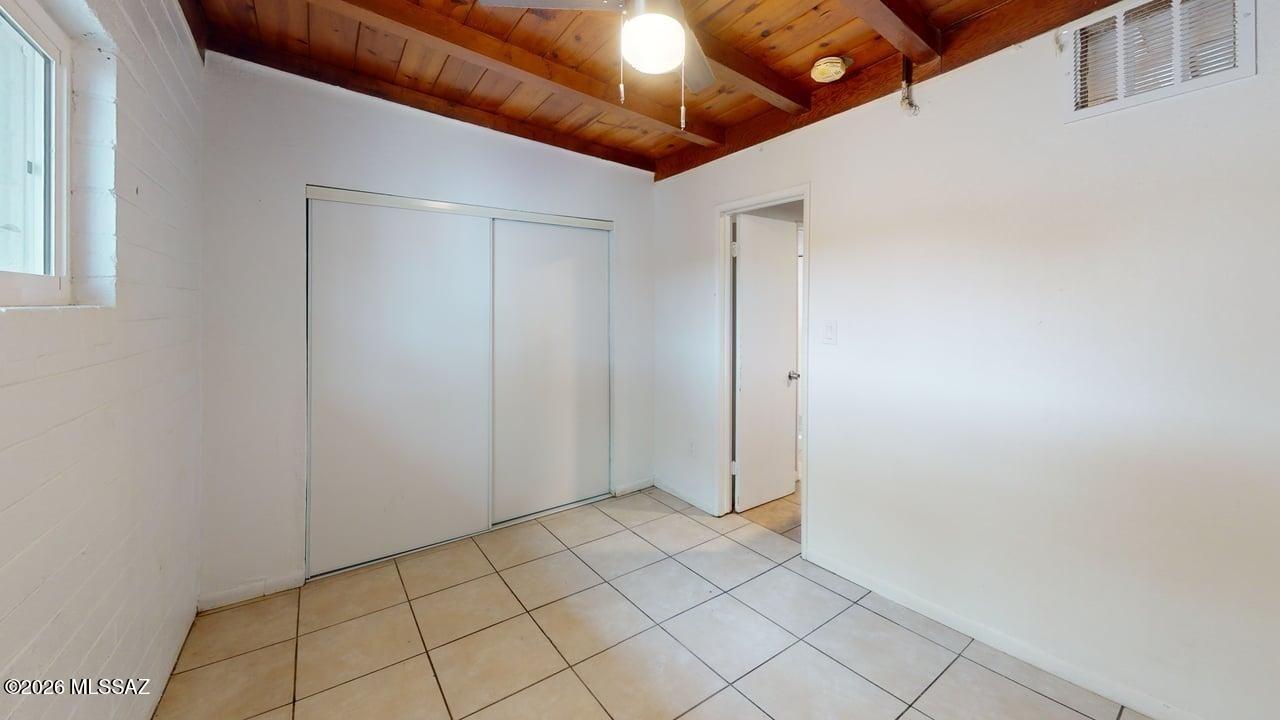 3564 East Kleindale Road, Unit B Tucson, AZ 85716 - Photo 8 of 10 3564-e-kleindale-rd-unit-b-bedroom