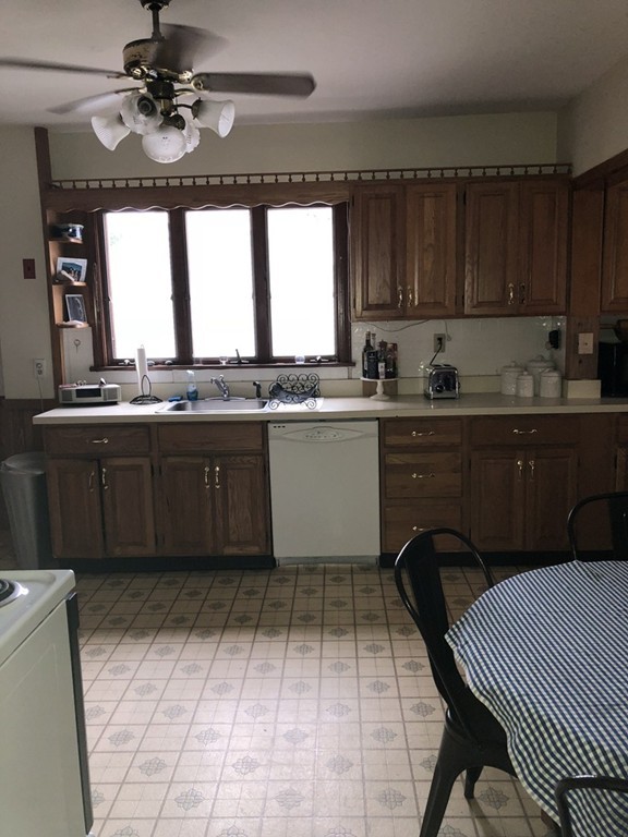 79 Virginia Road Quincy, MA 02169 - Photo 5 of 13 Gallery Image 5