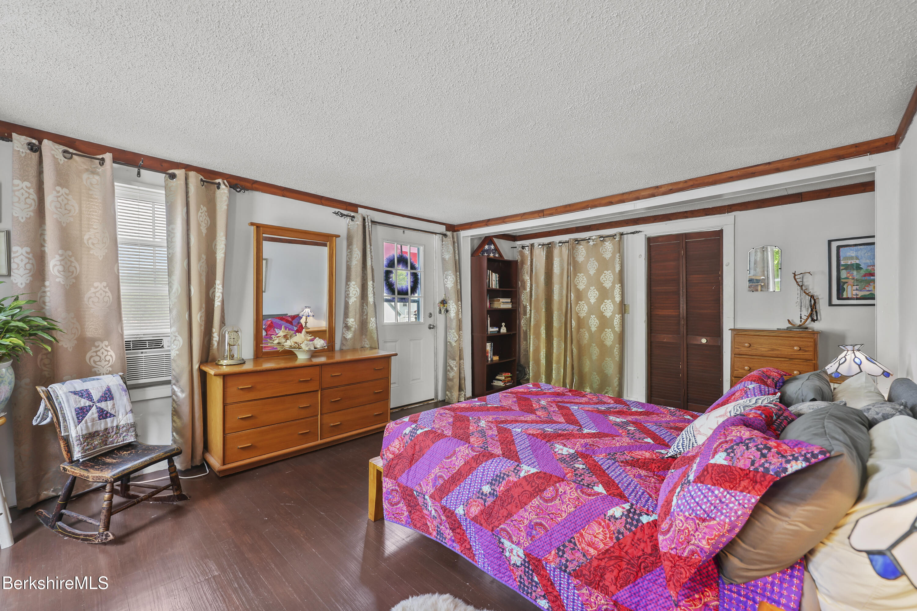 7066 Main Street Readsboro, VT 05350 - Photo 8 of 18 1st Floor Bedroom