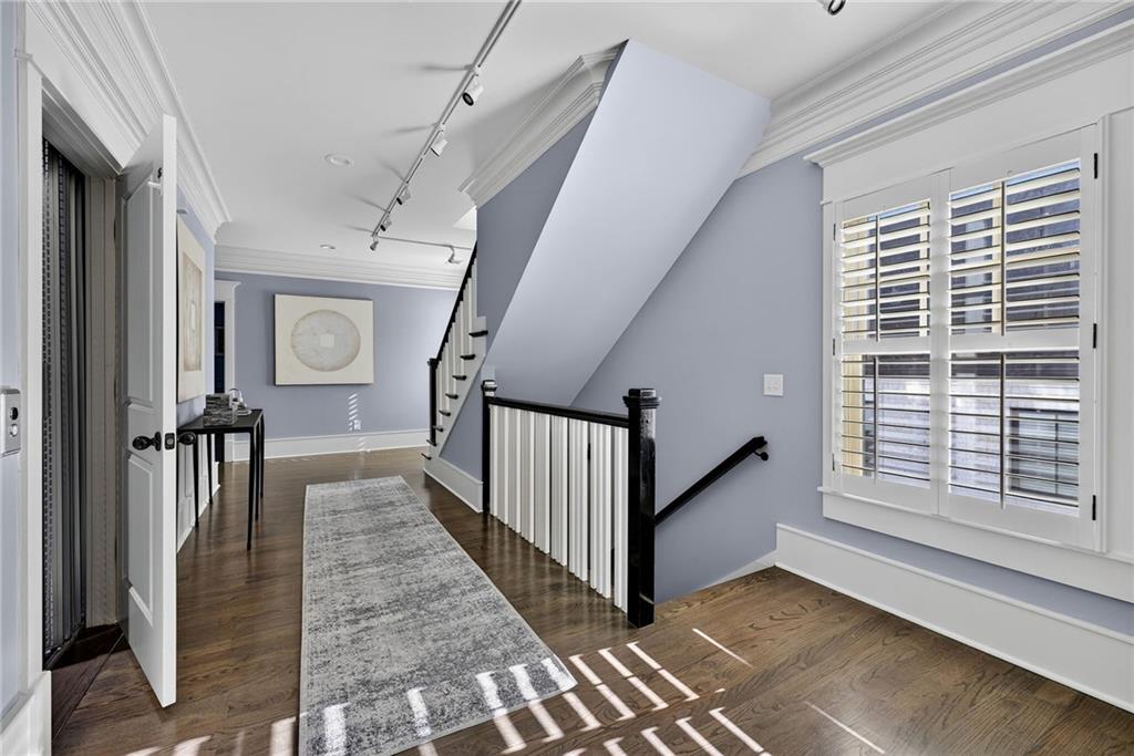 1326 Lanier Boulevard Northeast Atlanta, GA 30306 - Photo 39 of 84