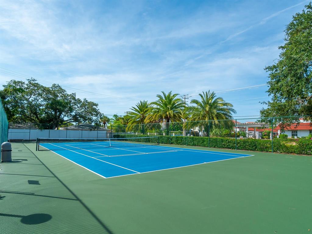 6157 Midnight Pass Road, Unit E12 Sarasota, FL 34242 - Photo 27 of 54