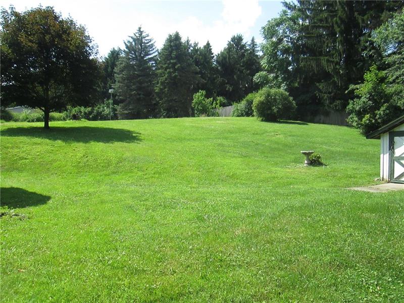 3953 Station Road New Castle, PA 16101 - Photo 3 of 23