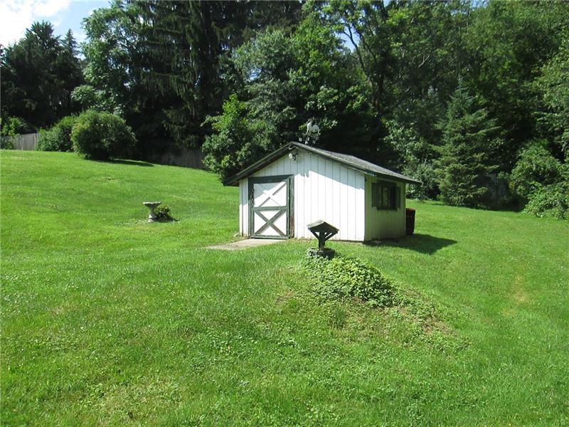 3953 Station Road New Castle, PA 16101 - Photo 4 of 23