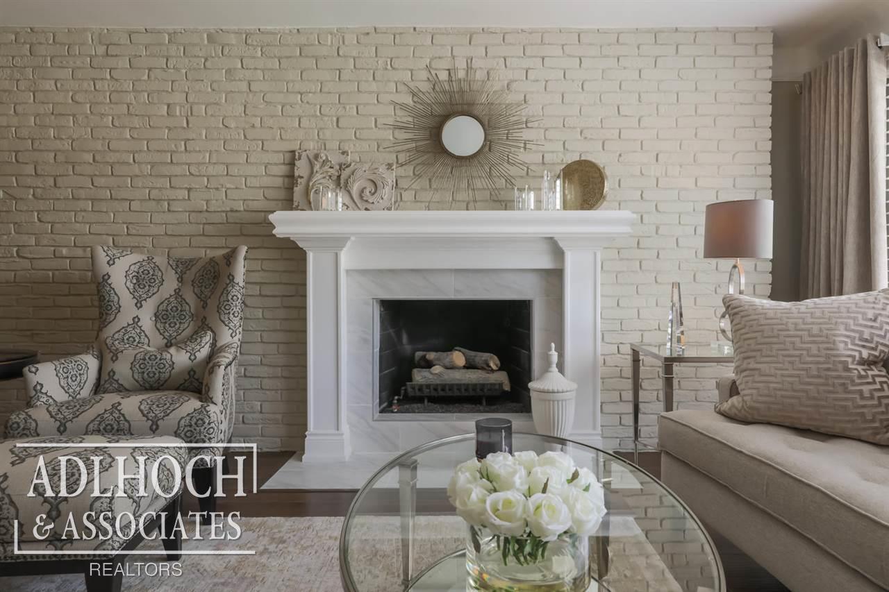 1750 Vernier Road, Unit 17 Grosse Pointe, MI 48236 - Photo 13 of 33 50019402-12.JPG