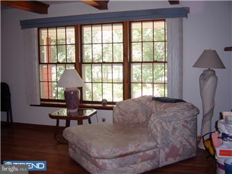 102 Hickory Road Marlton, NJ 08053 - Photo 8 of 12 Living Room