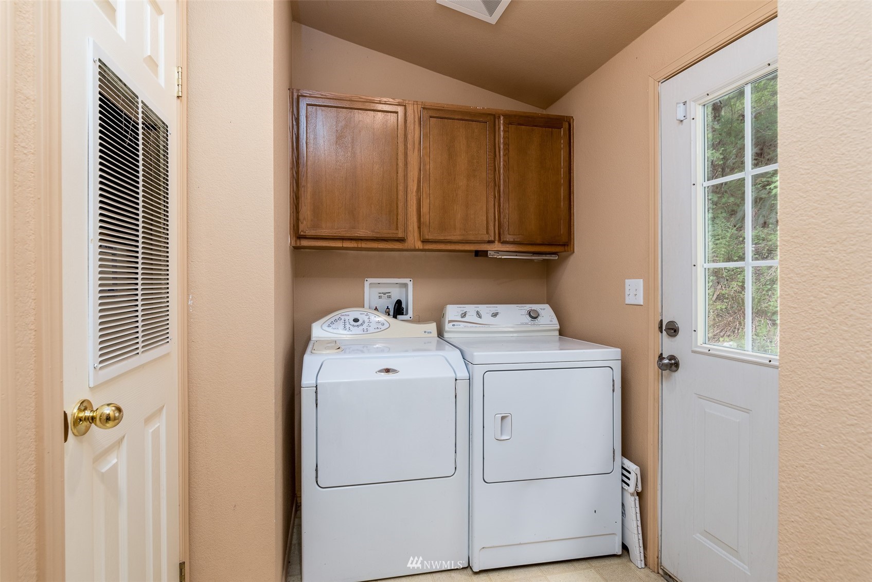 2999 Mosquito Lake Road Deming, WA 98244 - Photo 36 of 38 Gallery Image 36