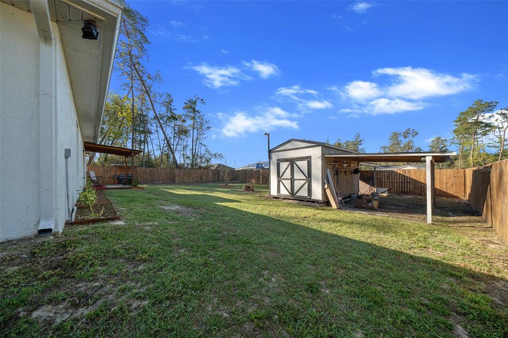 5198 Southwest 164th Street Road Ocala, FL 34473 - Photo 43 of 56 Back Yard