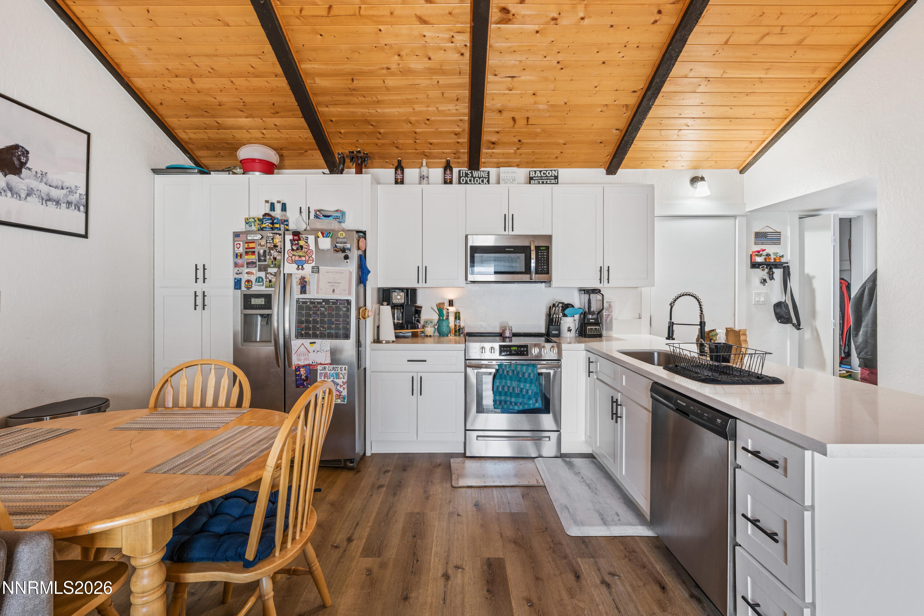 21 Castle Way Carson City, NV 89706 - Photo 7 of 36 A7V09800