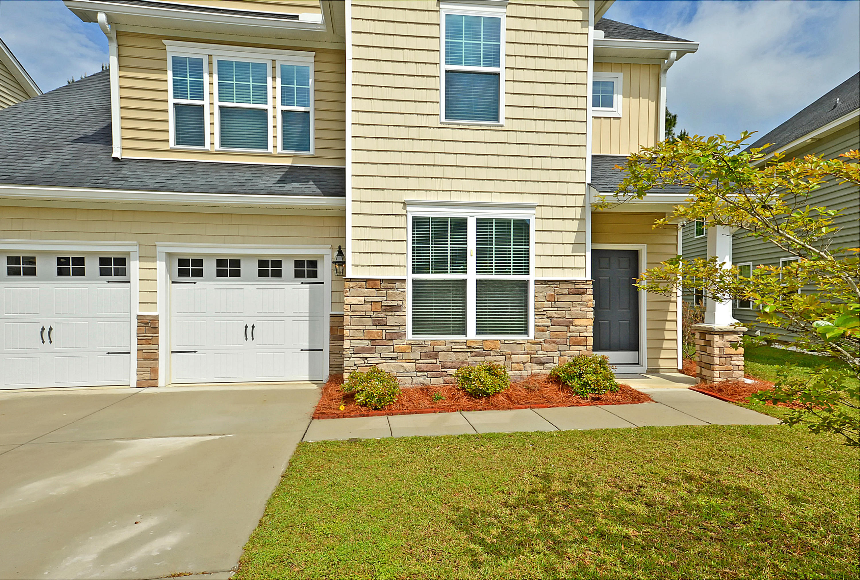 206 Buttonbush Court Moncks Corner, SC 29461 - Photo 2 of 33 DSC_0312 copy