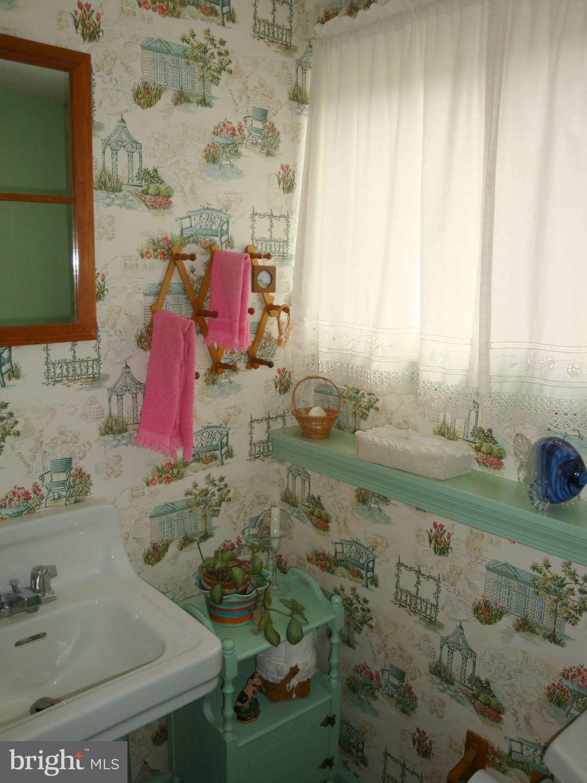 1507 Melton Road Lutherville-Timonium, MD 21093 - Photo 22 of 30 Half Bath