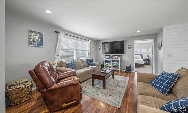 $375,000 | 14301 County Road 2480, St. James, MO 65559