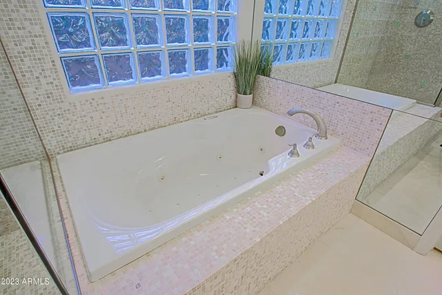 $5,500 | 32782 North 71st Street, Scottsdale, AZ 85266