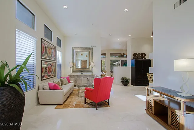 $5,500 | 32782 North 71st Street, Scottsdale, AZ 85266