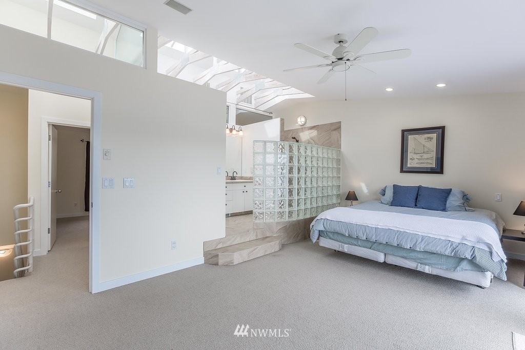 11150 South Lakeshore Road, Unit 5 Chelan, WA 98816 - Photo 14 of 25 Gallery Image 14